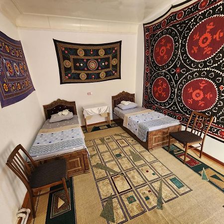 Zafar Family Guesthouse Buhara Kültér fotó
